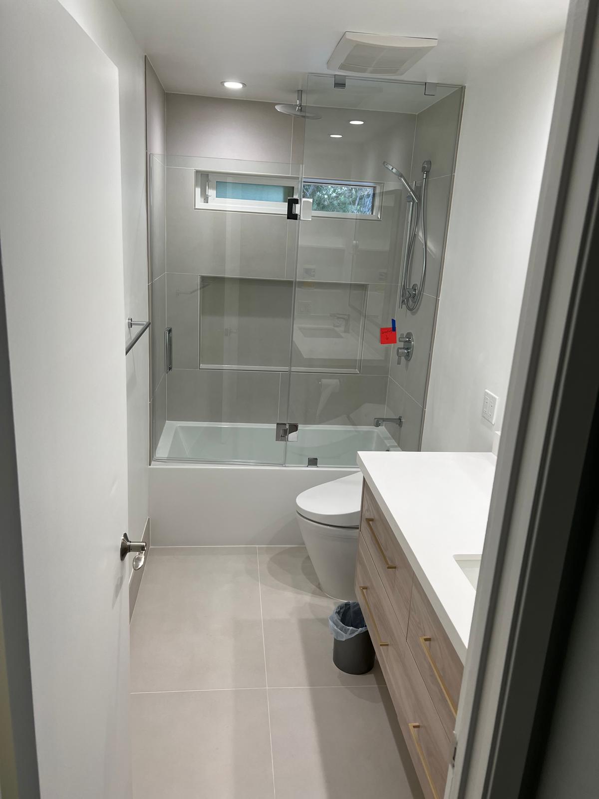 e9b1e7a1 65c5 44ac a678 8c326c27bdc5 (1)